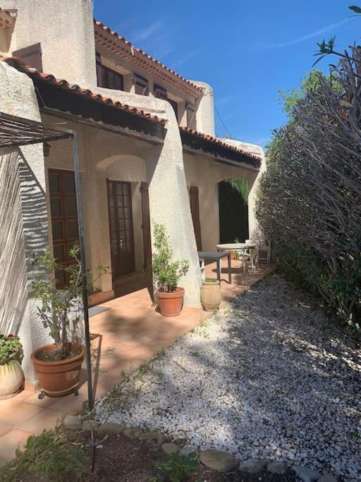 Holiday home La Louette, 100m Centre-village, Piscine H-sol, Proche Saint-Cyr-sur-Mer