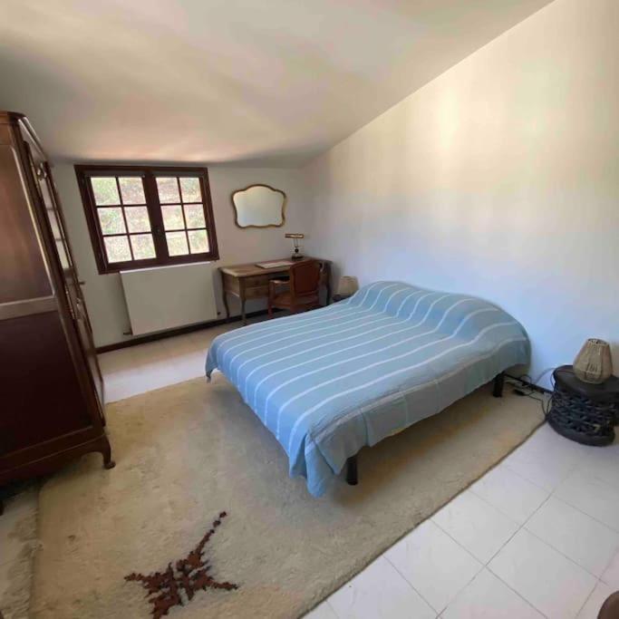La Louette, 100m Centre-village, Piscine H-sol, Proche Holiday home *