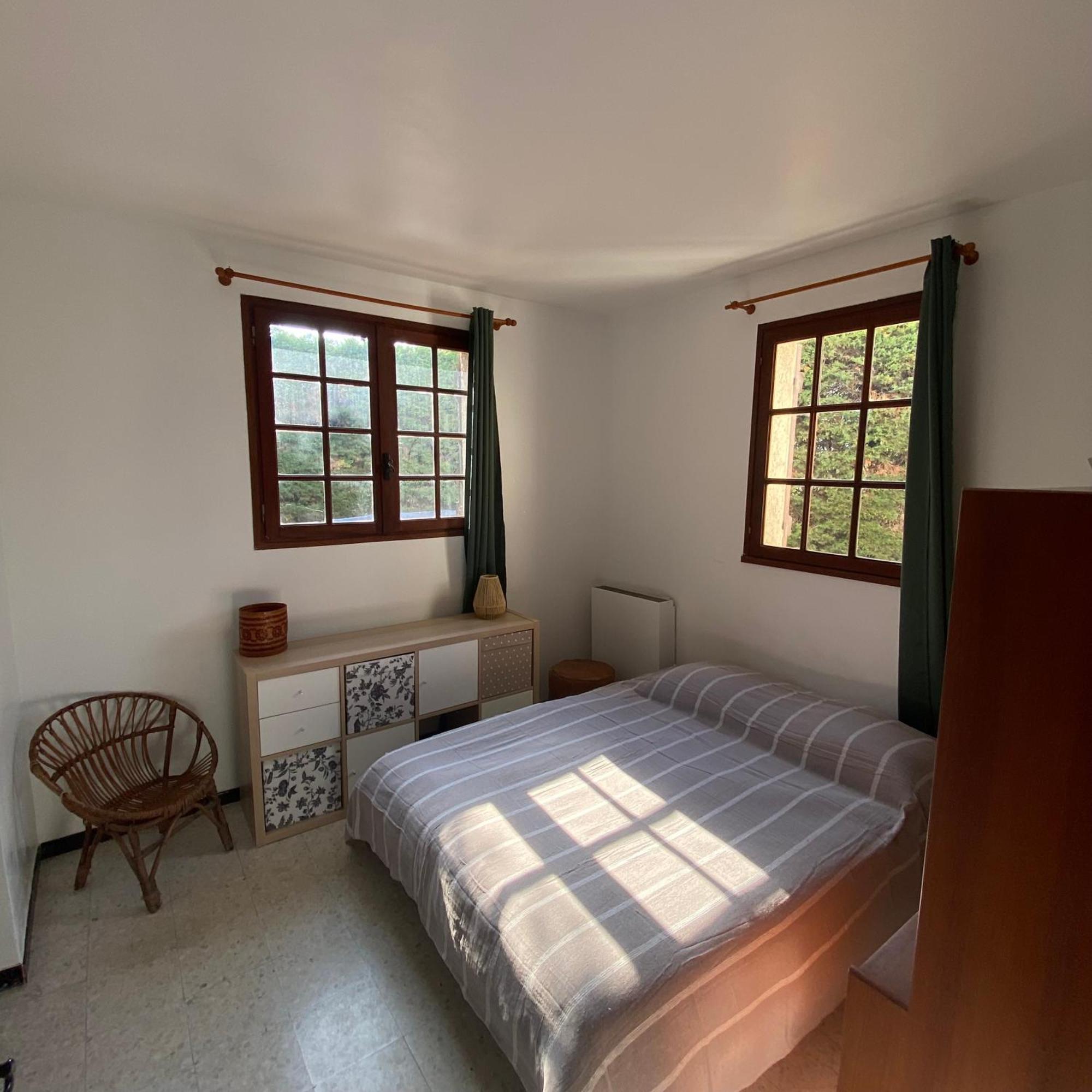 Holiday home La Louette, 100m Centre-village, Piscine H-sol, Proche